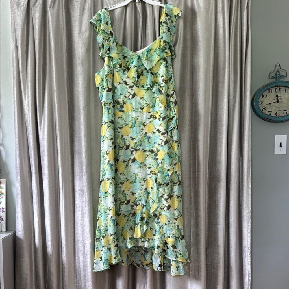 Green and Yellow Maxi Sundress with Sweetheart Neckline